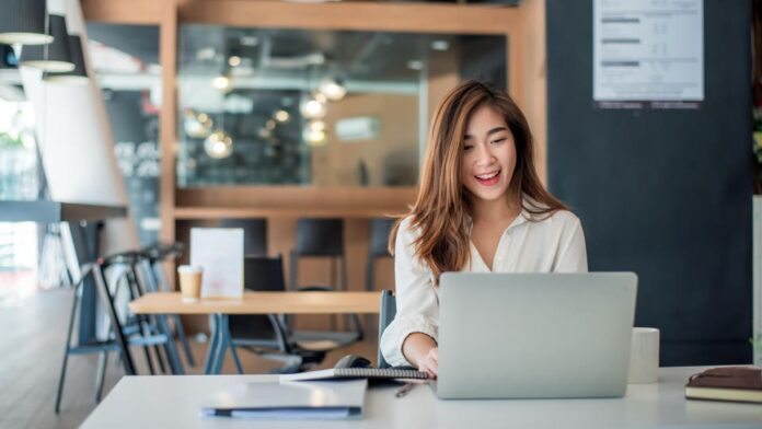 7-chatgpt-prompts-to-enjoy-your-job-more